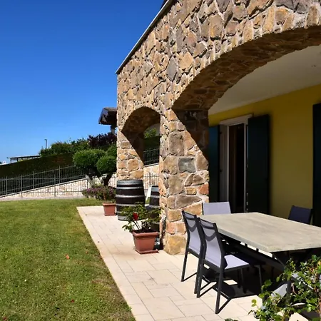 Holiday home Miravista *